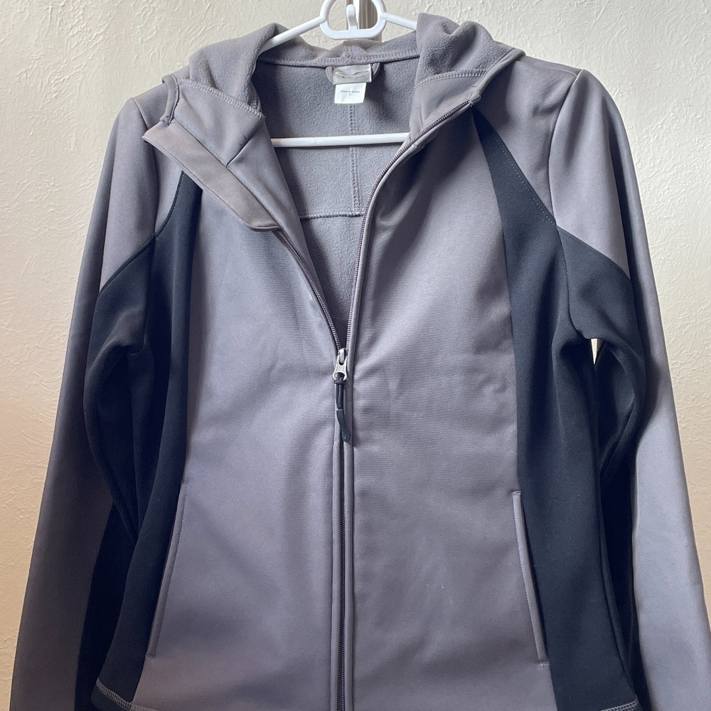 Women’s hooded jacket
